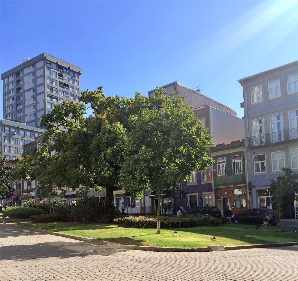 Downtown Porto Relaxed Apartment With Private Yard Luaran gambar