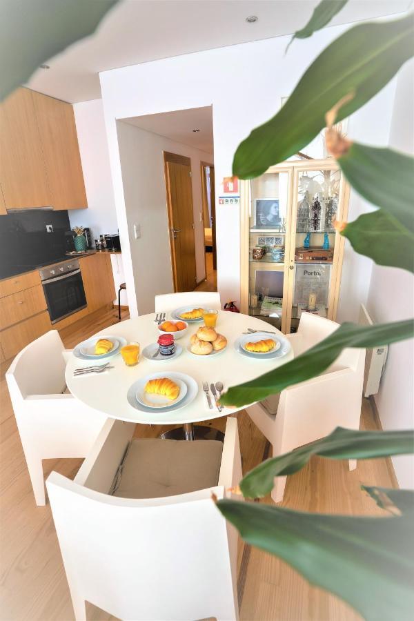 Downtown Porto Relaxed Apartment With Private Yard Luaran gambar